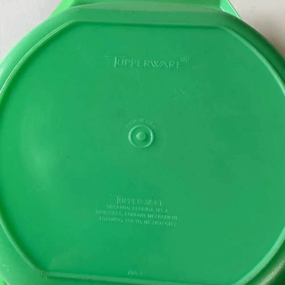 Vintage Tupperware 2-piece Jadeite Green Cheese Grater 787-3 Slicer Bowl 786-4